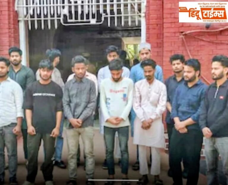 “गंगा नदी हिंदूंच्या श्रद्धेचा विषय; वाराणसीतील घटनेवर संताप”